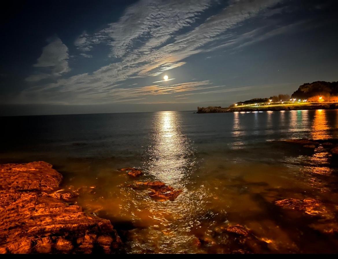 Dias De Ensueno En Castro Urdiales Appartement Buitenkant foto